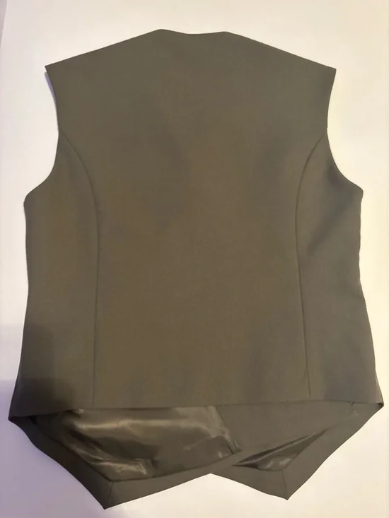 Sleeveless Asymmetric Button Front Top - Olive - Picture 3 of 8